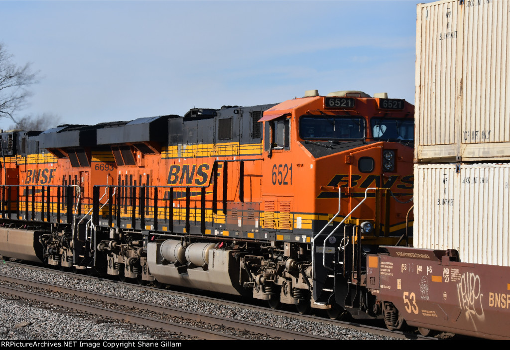 BNSF 6521